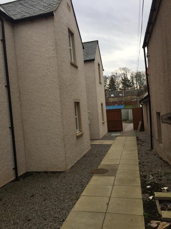 6 Varis Apartments Forres Exterior photo